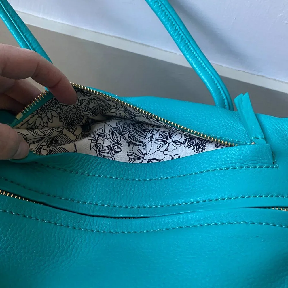 Vera Bradley Mallory Turquoise Leather Handbag - Brand New - Picture 11 of 15